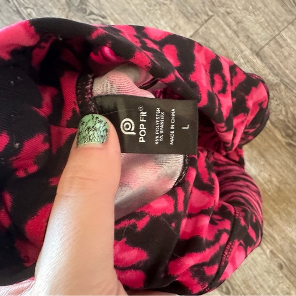 POP Fit Pink and Black Active Crop Leggings - Picture 2 of 3